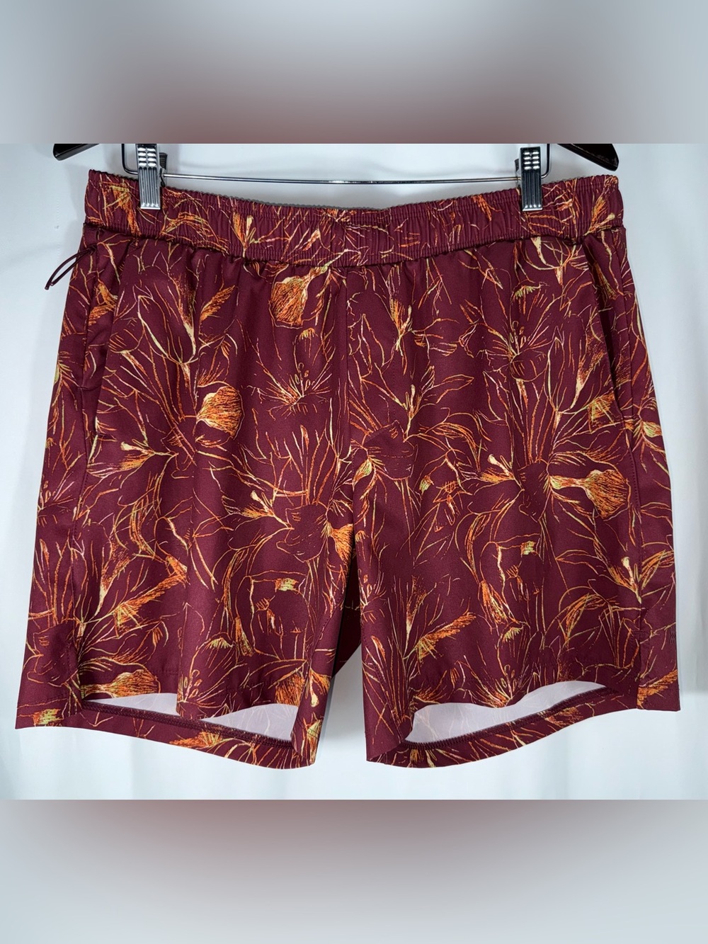 All In Motion Men’s L Unlined UPF 50+ Elastic Waist Quick-Dry Hybrid Shorts